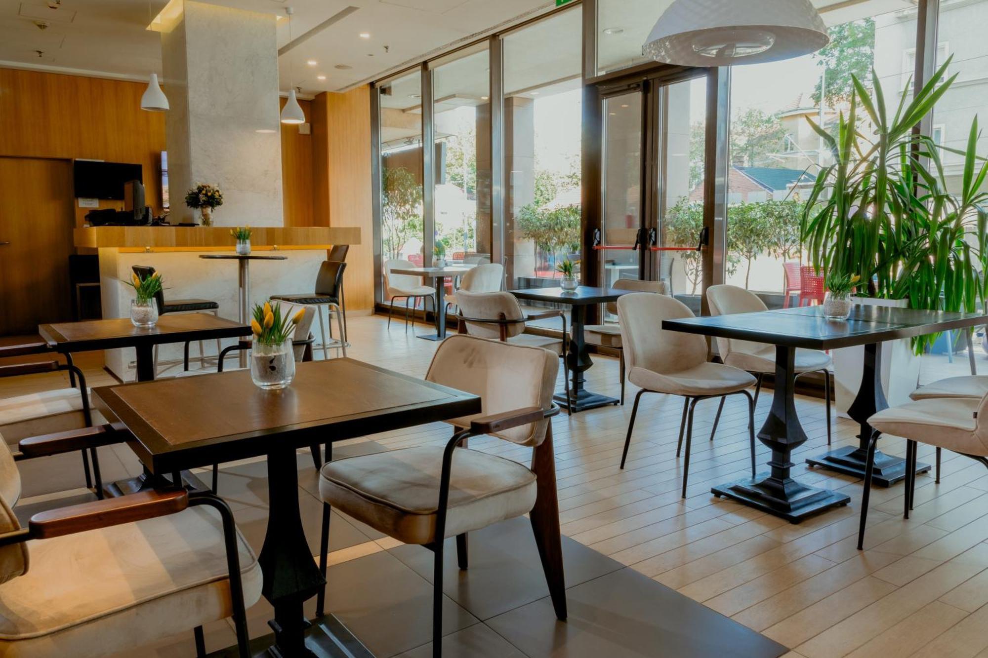 Express - Hotel Belgrad